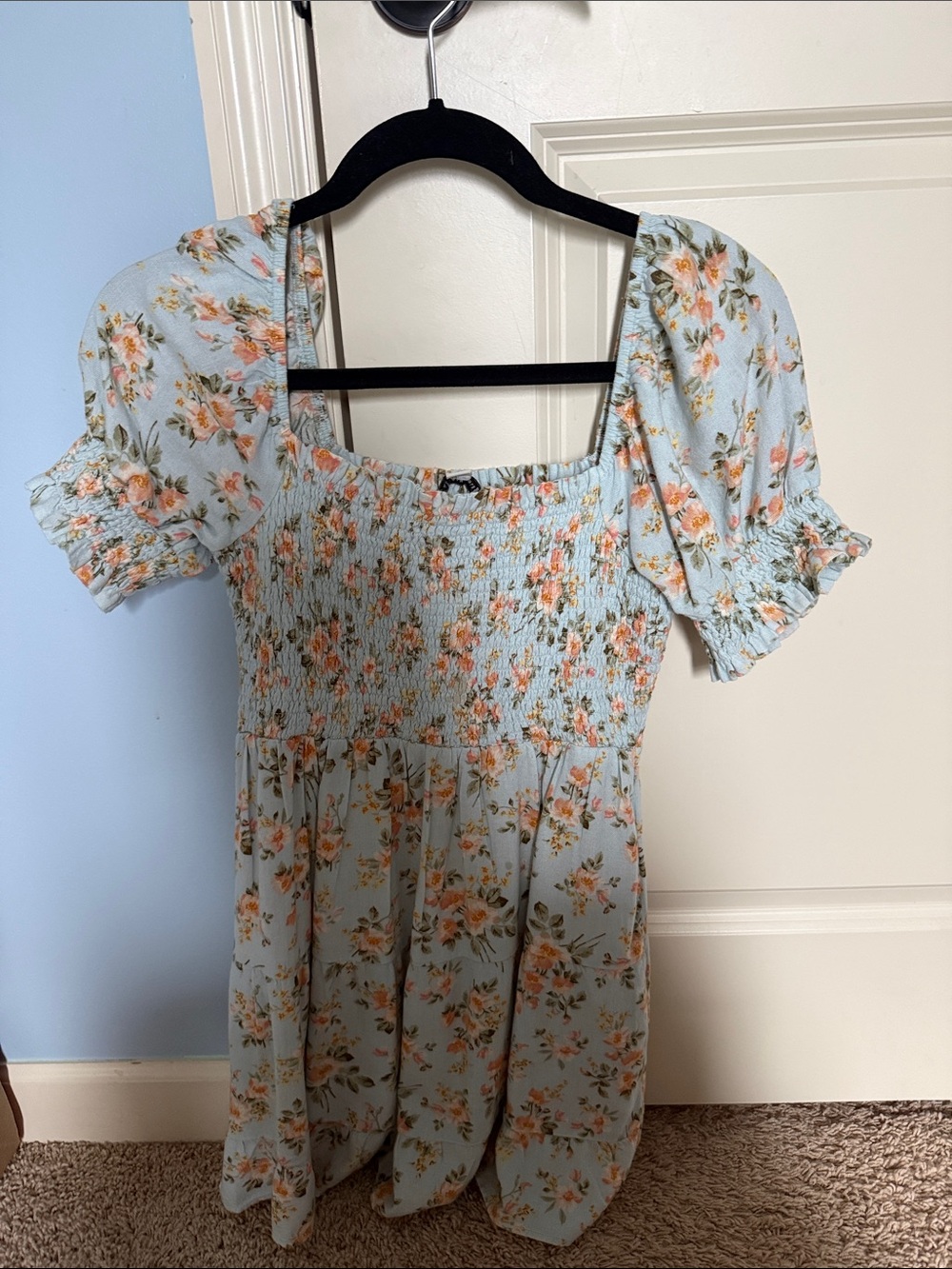 American Eagle Outfitters Light Blue Floral Puff Sleeve Tiered Dress